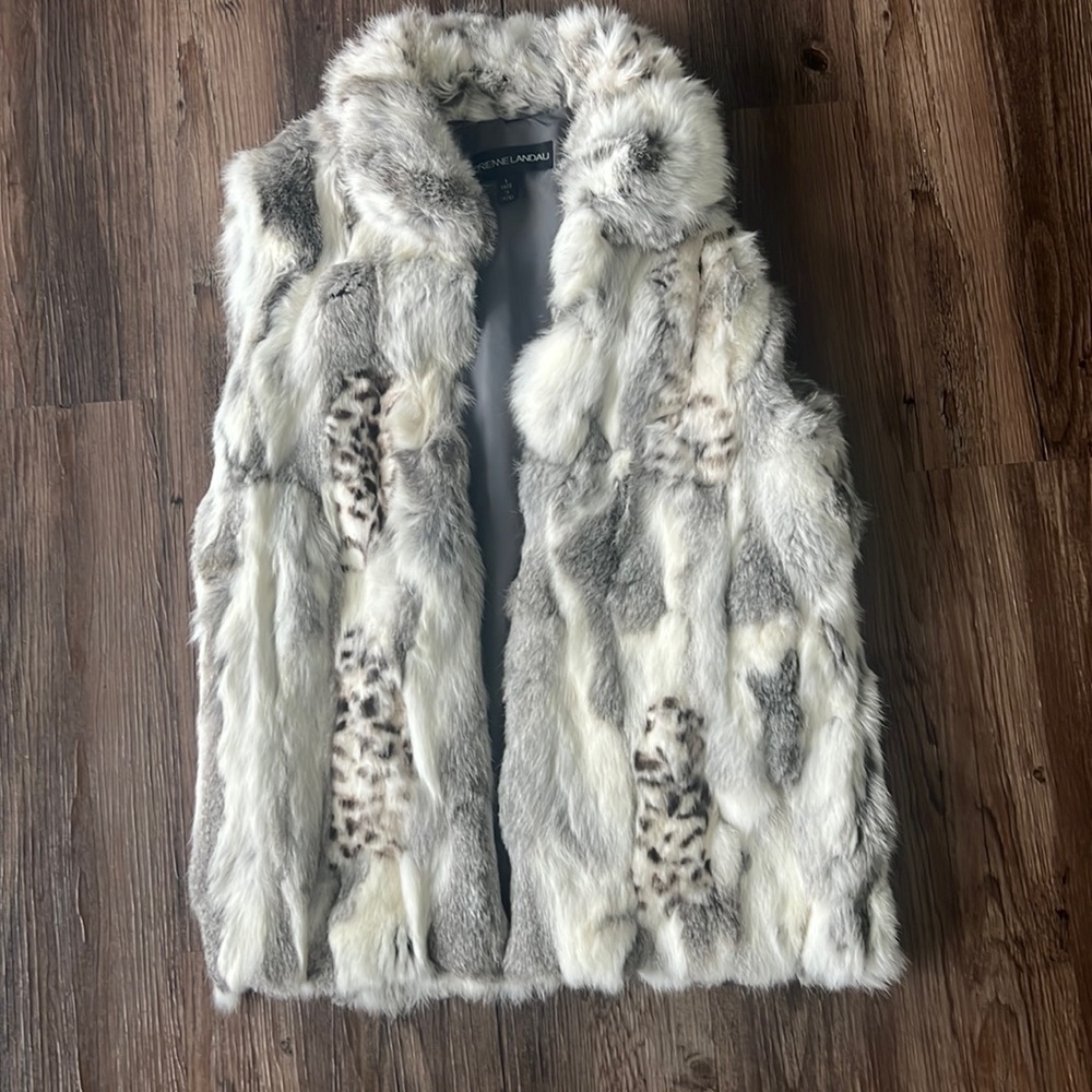 Adrienne Landau Rabbit fur Vest in Natural